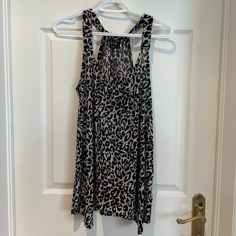 LILY MORGAN leopard print top